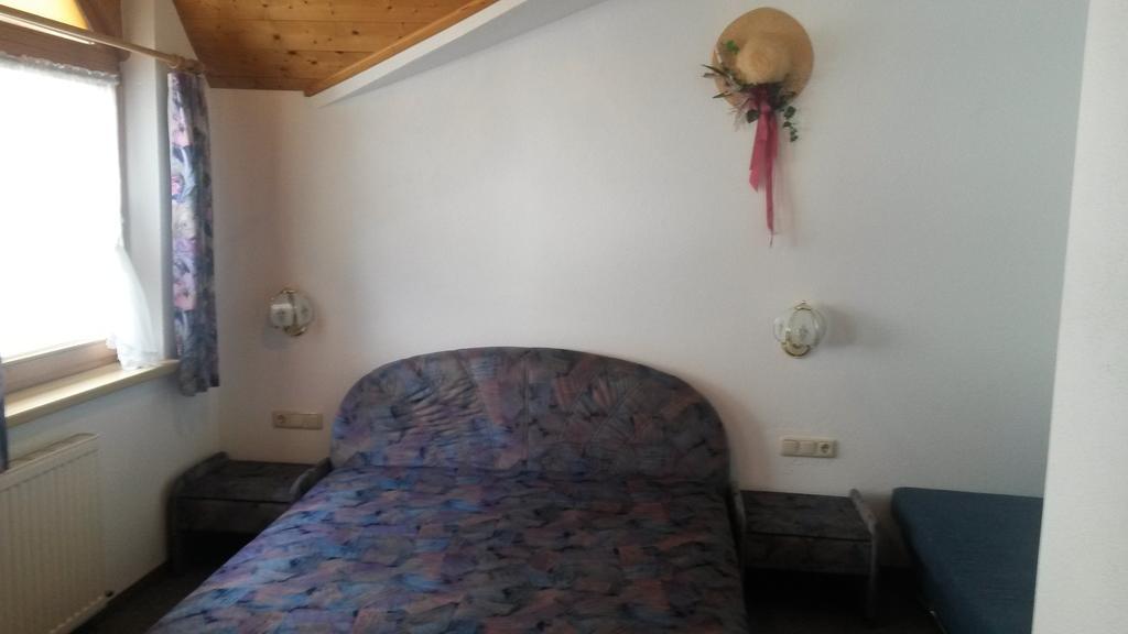 Apart Garni La Fontana Bed & Breakfast Kappl  Exterior photo